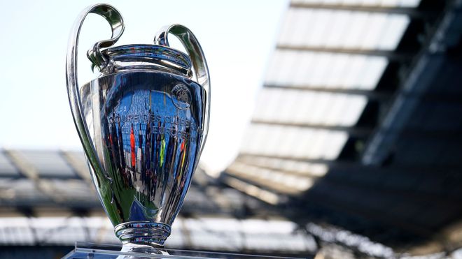 示了英超在 示了英超在